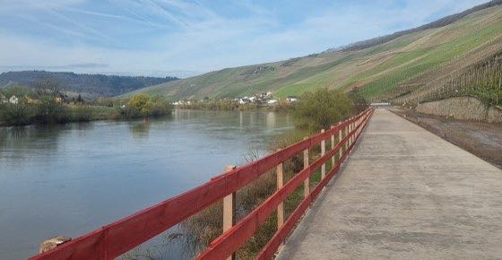 B53, Klüsserath-Trittenheim – Bild 1