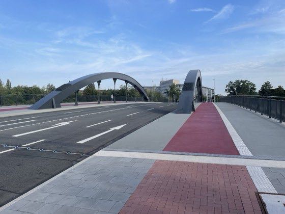 Heerdter Lohweg, Düsseldorf – Bild 2