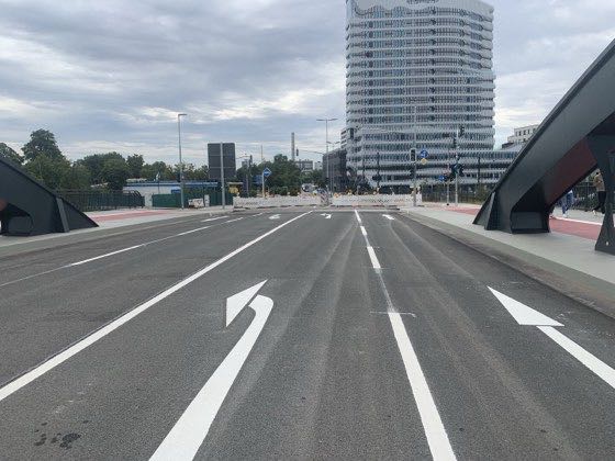 Heerdter Lohweg, Düsseldorf – Bild 3